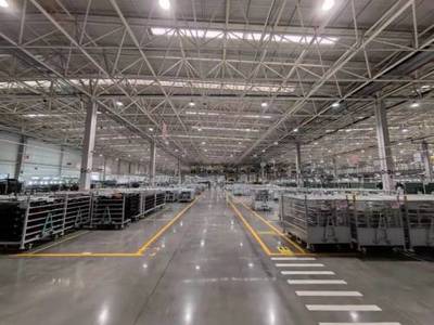 问界新M7订单破8万，赛力斯工厂满负荷运转，化妆品零售市场暗藏机遇